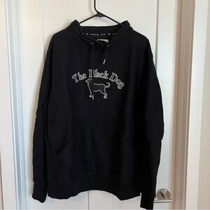 The Black Dog Men's Black Sweater